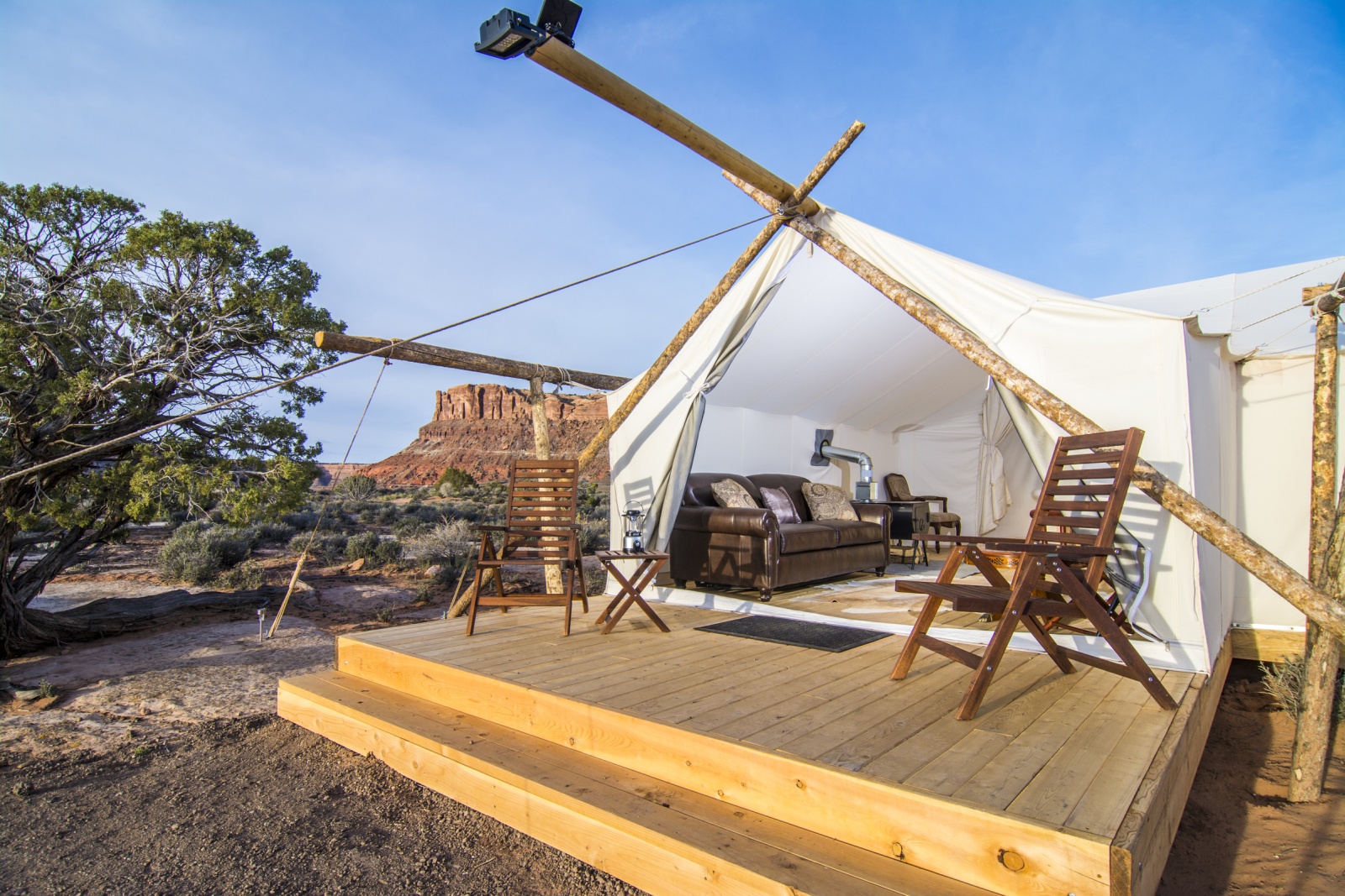 Moab Under Canvas Desert Glamping Next To The Arches National Park